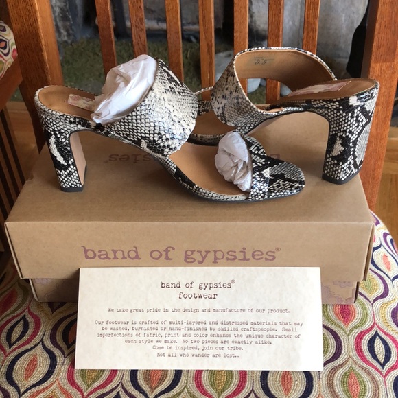 Bogs Shoes - Torrey Vegan Leather Snake Double Strap Sandal 8.5